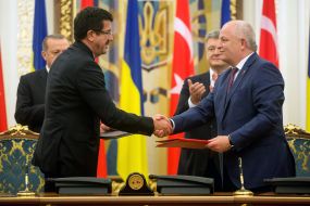 Stepan Kubiv, Petro Poroshenko and Recep Erdogan