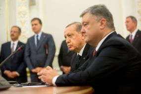 Petro Poroshenko and Recep Erdogan