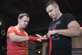 Vitali Klitschko and Mikhail Bulygin conducted a training session