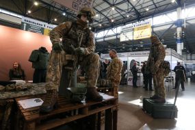 Манекен в военной форме 