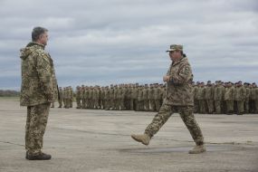 Petro Poroshenko during the awards ceremony