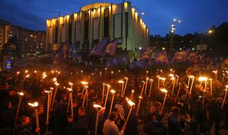 March of Glory of Heroes