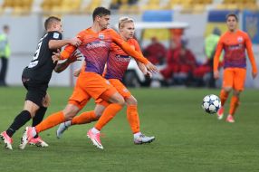 Игровой момент матча