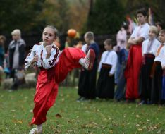 Student of the school of combat hopak
