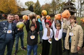 Участники "Забега с тыквой"