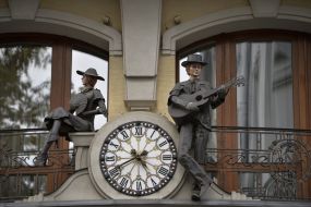 Watches of lovers in Lviv