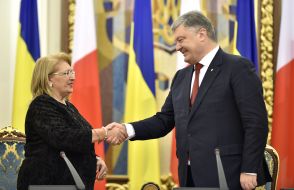 Petr Poroshenko and Marie-Louise Coleiro Preca