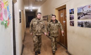 Petro Poroshenko and Stepan Poltorak