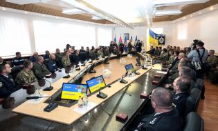 Участники церемонии награждения правоохранителей