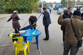 Агітатори політичної сили "Опозиційний блок"