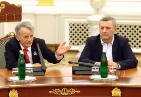 Mustafa Dzhemilev, Achtem Chiogoz