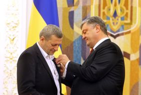 Petro Poroshenko, Achtem Chiogoz