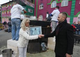 Вручение сертификата об установлении рекорда