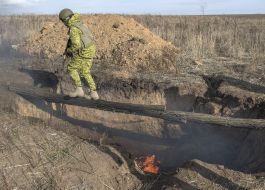 Schoolchildren go through obstacles