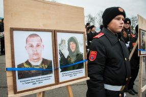 Портреты погибших военнослужащих