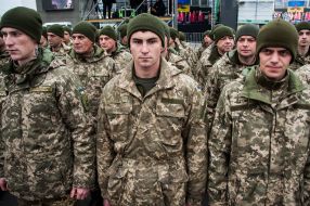 Бойцы 72-й механизированной бригады