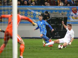 Игровой момент матча