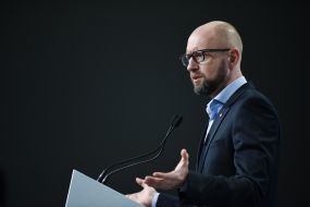 Arseniy Yatsenyuk