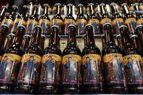 Ukrainian beer with Canadian Prime Minister portrait on bottles