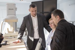 Vitali Klitschko at Hospital
