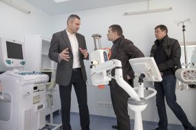 Vitali Klitschko at Hospital