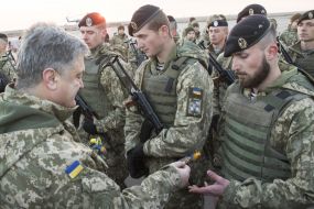 Petro Poroshenko congratulated the Marines