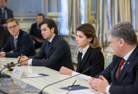 Petro Poroshenko, Marina Poroshenko, Benjamin Hossbach and Yevgeniy Nyschuk