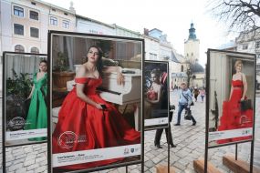 Photo Exhibition "Women of War"