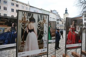 Photo Exhibition "Women of War"