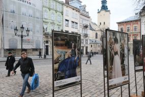 Photo Exhibition "Women of War"