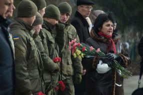 Laying flowers at the graves of the dead