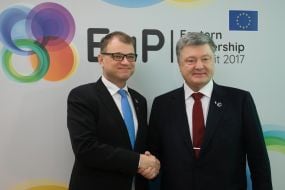 Петро Порошенко та Юхя Сіпіля