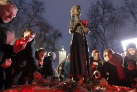 "Bitter memory of childhood" Sculpture