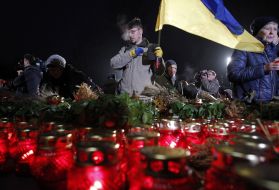 Участники мероприятий по случаю Дня памяти жертв Голодомора