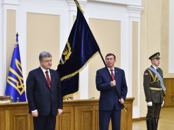 Petr Poroshenko and Yuri Lutsenko