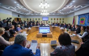 Grigory Samardak, Konstantin Bryl and Marina Poroshenko