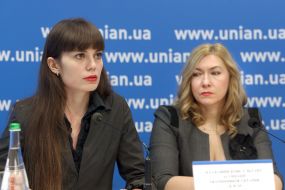 Яна Салмина и Оксана Салько