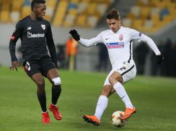 The game moment between FC "Zarya" and FC "Athletic"