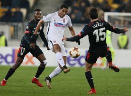 The game moment between FC "Zarya" and FC "Athletic"