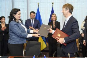 Владимир Гройсман, Иванна Климпуш-Цинцадзе и Федерика Могерини