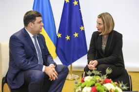 Владимир Гройсман и Федерика Могерини