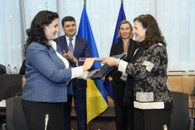 Ivan Klimpush-Tsintsadze, Vladimir Groisman and Federika Mogherini