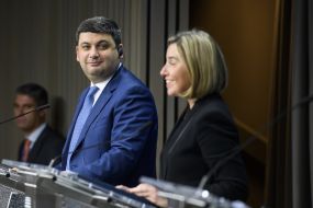 Vladimir Groisman and Federika Mogherini