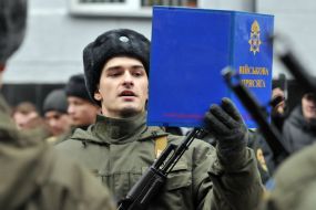 Taking oath by conscript soldiers