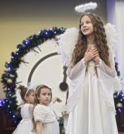 The girl in the costume of an angel