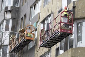 Work on the facade insulation