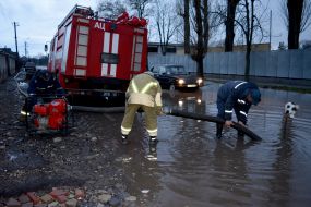 Flooding the roads of Transcarpathian region