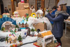 The fifth exhibition of gingerbread houses
