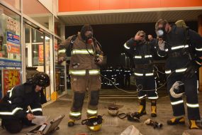 Рятувальники ДСНС в торговому центрі