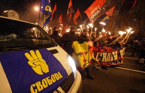 Учасники смолоскипної ходи